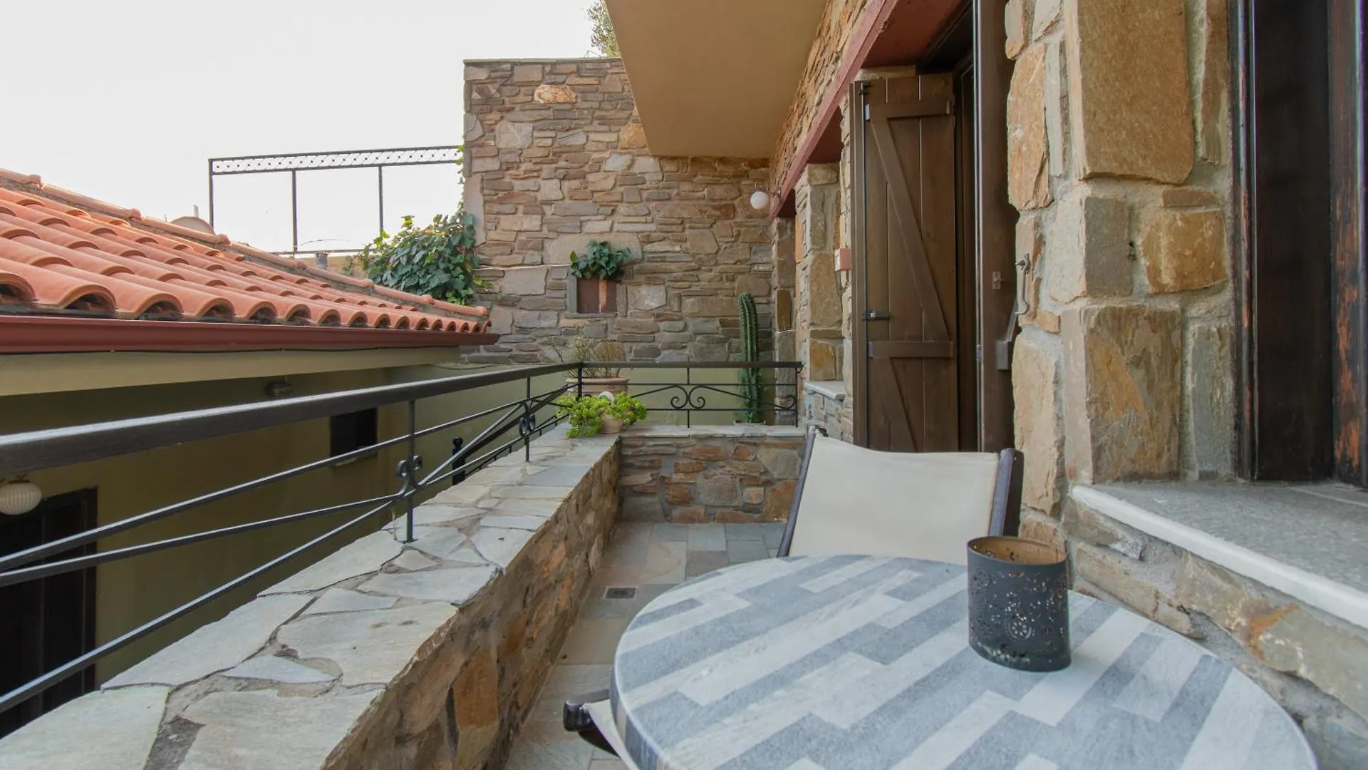 Oreiades Guesthouse Parthenón