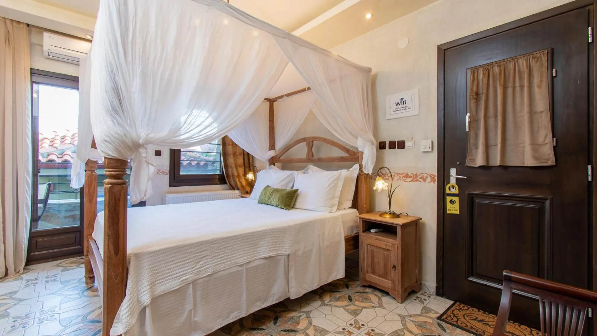 Oreiades Guesthouse Parthenón